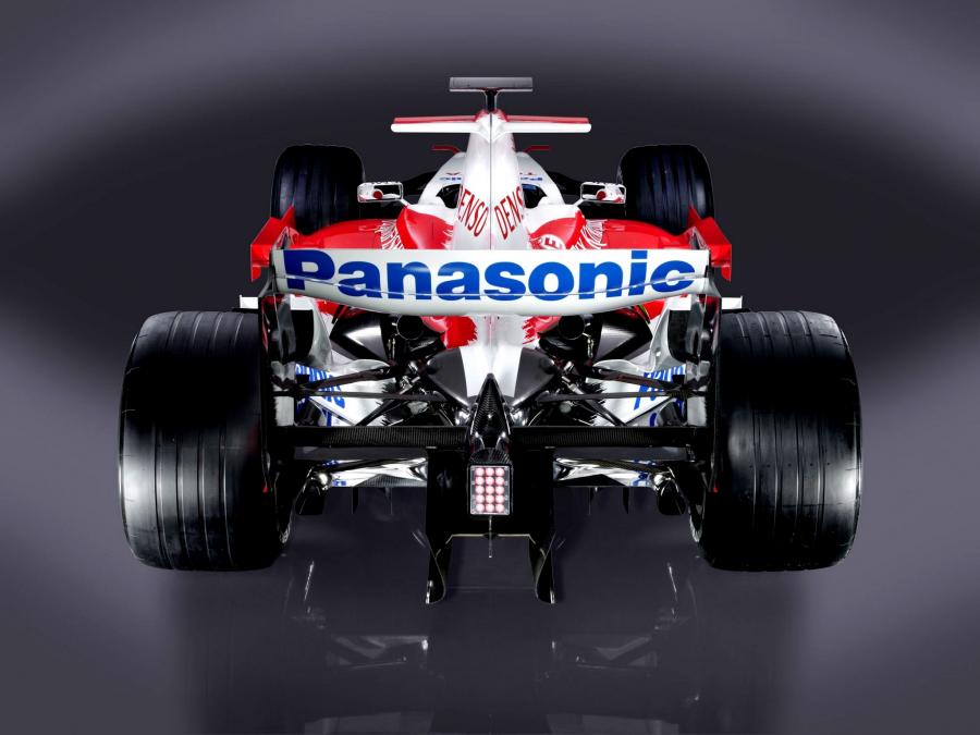  Toyota TF107 2007 года  (фото 5 из 31)